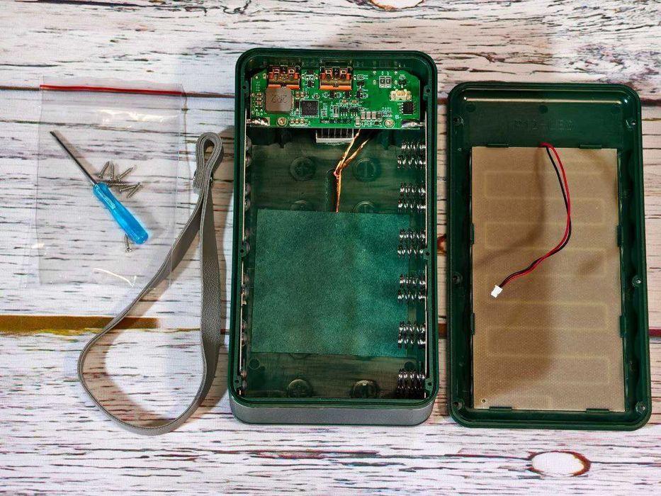 Корпус 12 АКБ 18650 швидка зарядка лед панель PowerBank