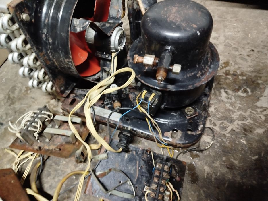 Компрессор холодильника