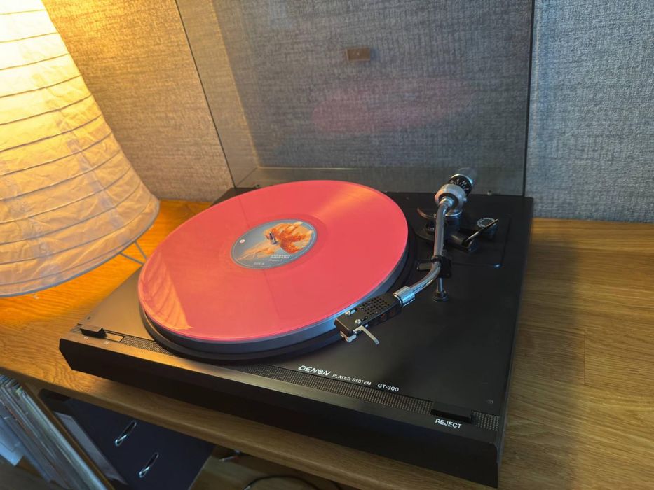 Denon GT-300 — вінтажний програвач вінілу, Japan