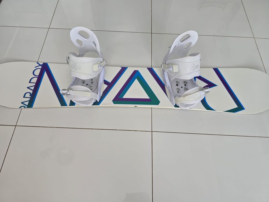Deska snowboardowa Raven dla kobiety jak nowa plus buty
