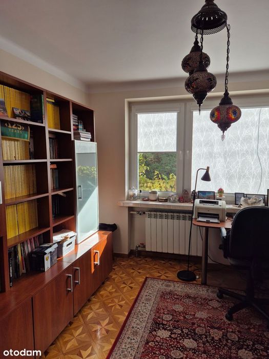 Dom wolnostojący z garażem i piwnicą