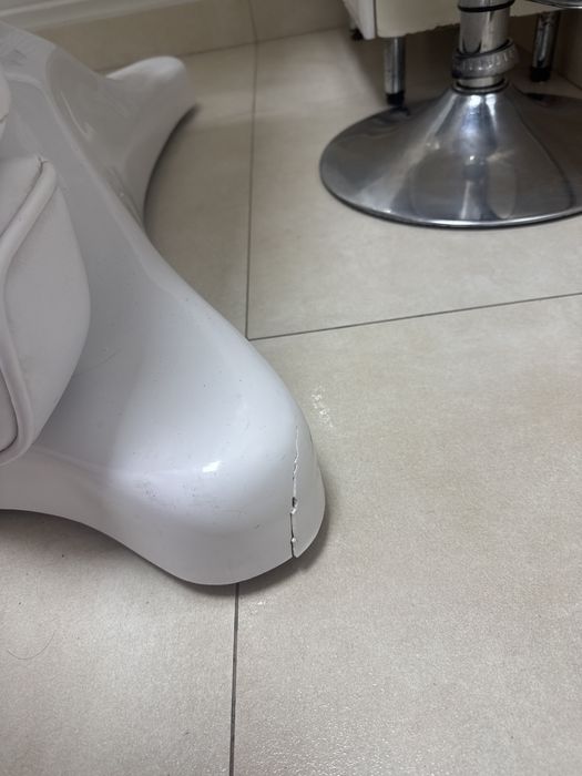 Fotel kosmetyczny do pedicure zabiegow masażu na podnosniku