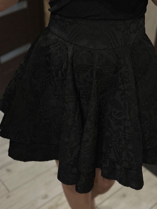 Спідниця чорна розмір s