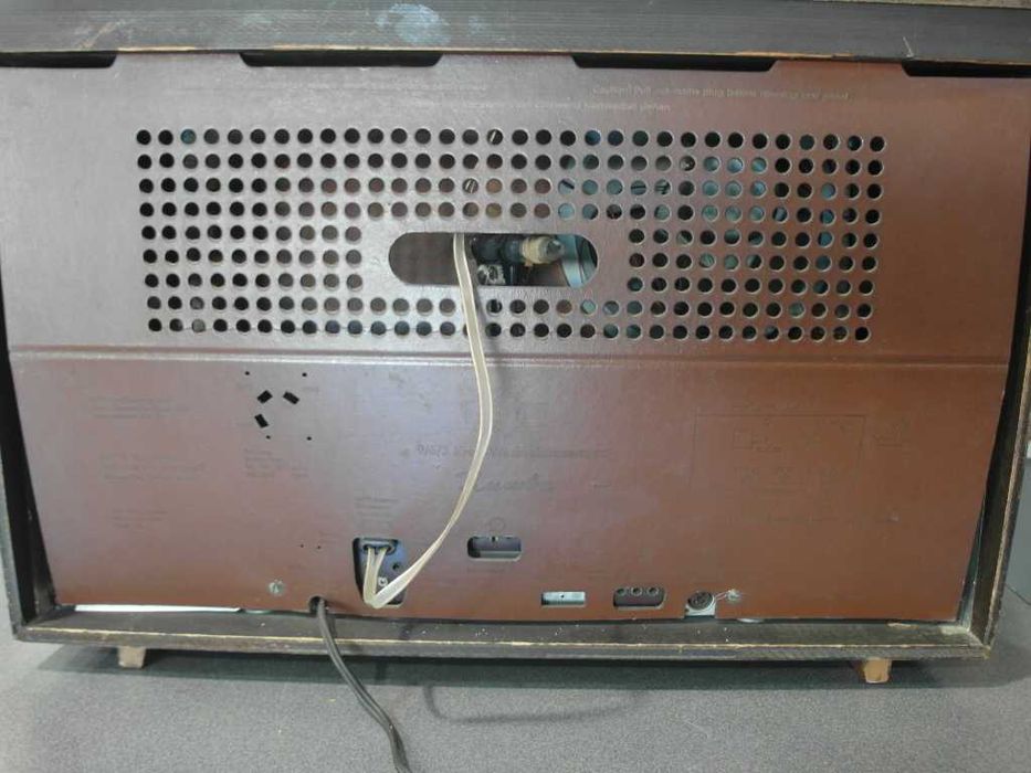 Rádio Válvulas NORA Anos 50 C/FM Restaurado