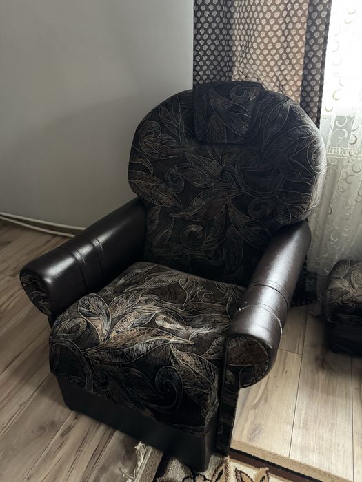 Меблі у вітальню