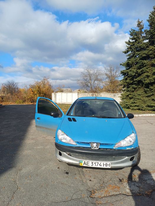 Продам Peugeot 206