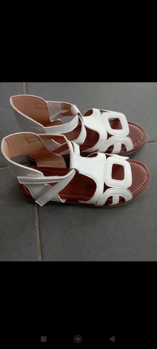 Sandalki nowe dla dziewczynki