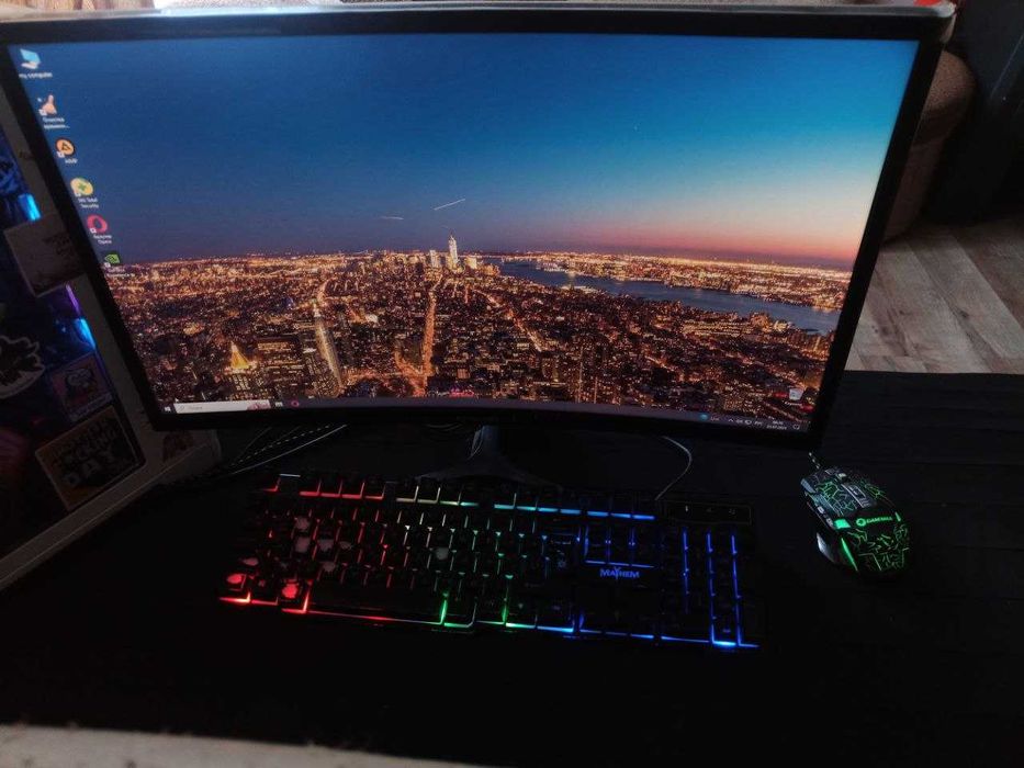 Продам ПК GTX1050 оперативка 8г