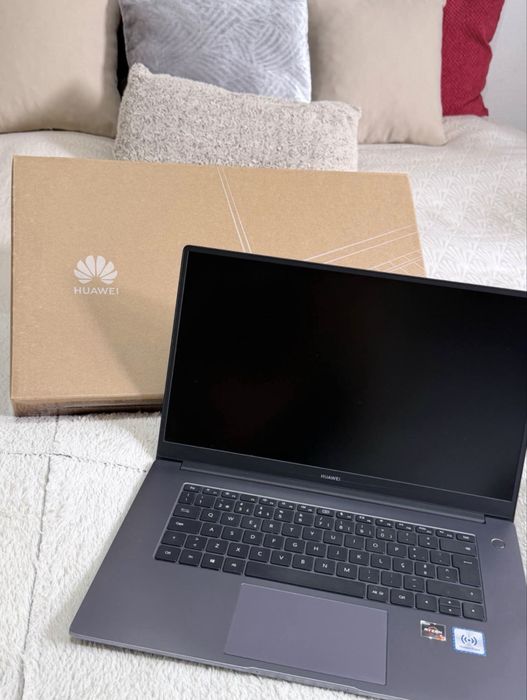 Huawei MateBook D15 Ryzen 7 | 8GB RAM | 512GB SSD | Excelente Estado