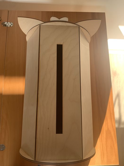 Drewniane pudełko na koperty weselne - świnka