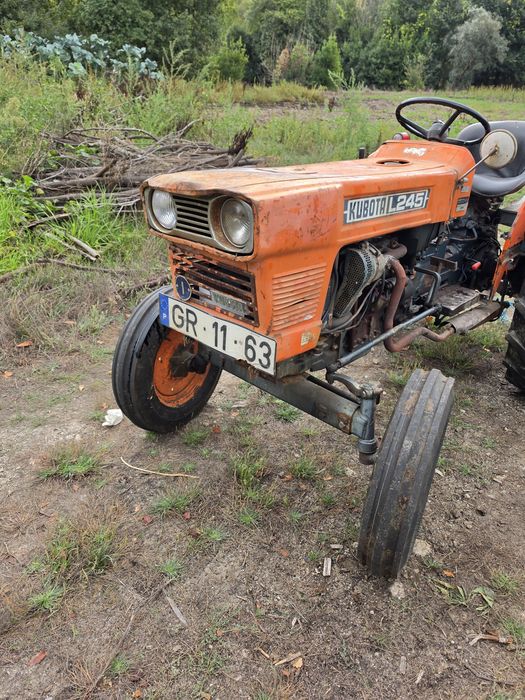 Trator kubota 25 cv