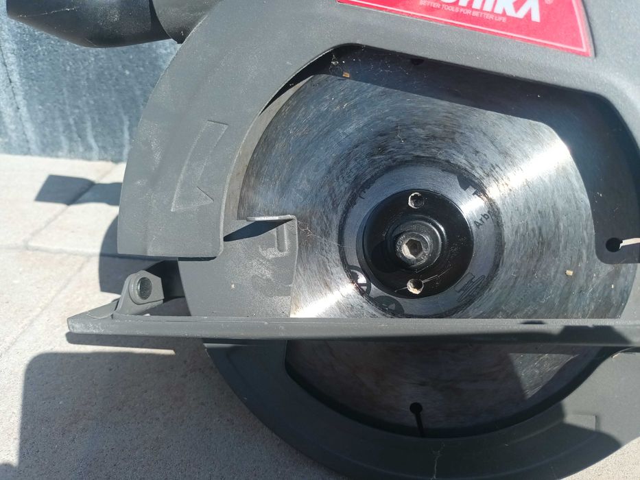 Piła elektryczna HYCHIKA 1300W 185 mm