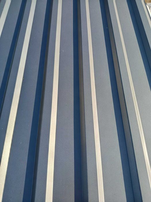 Blacha trapezowa – tanio! Idealna na dach, garaż lub ogrodzenie