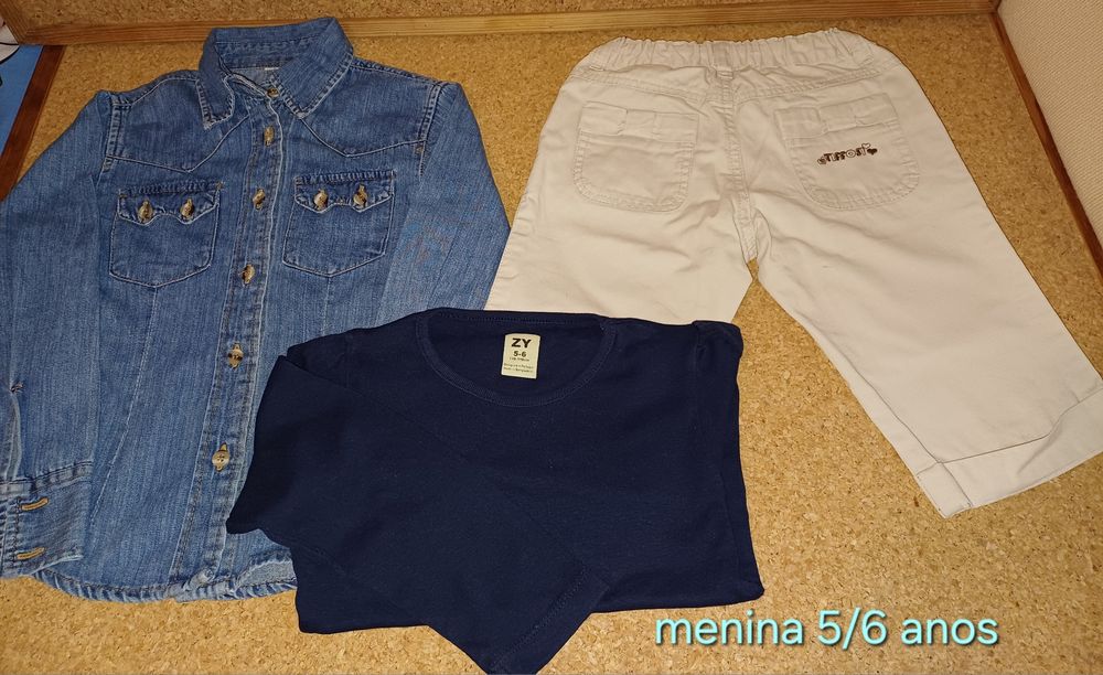 Clothing set for children aged 5–6 years. 3-piece girls' set.