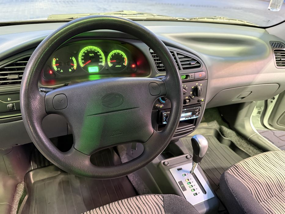 Продам Ланос на автомате 16г