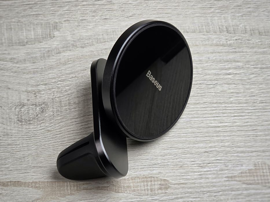 Автомобільний тримач з бездротовою зарядкою Baseus (MagSafe) 15W