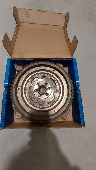 Двохмасовий маховик DQ500 SKODA KODIAK, Пассат B8, Шкода Октавія,