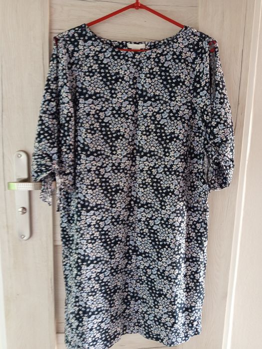Sukienka S H&M wiskoza