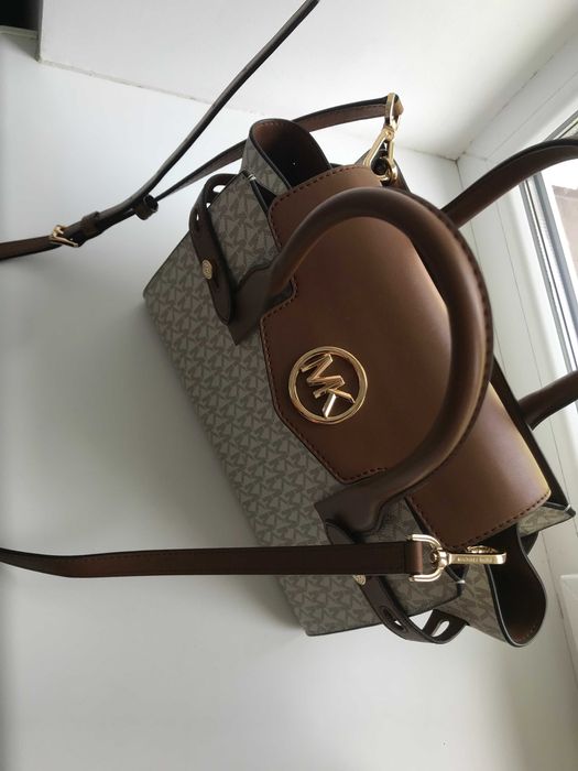 Cумка Michael Kors Garmen Smail