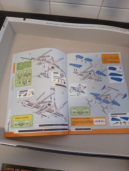 Jogo de construir (aviões e helicópteros)
