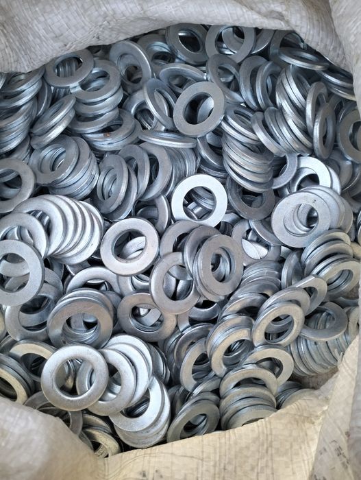 Болт М16 шайба гайка