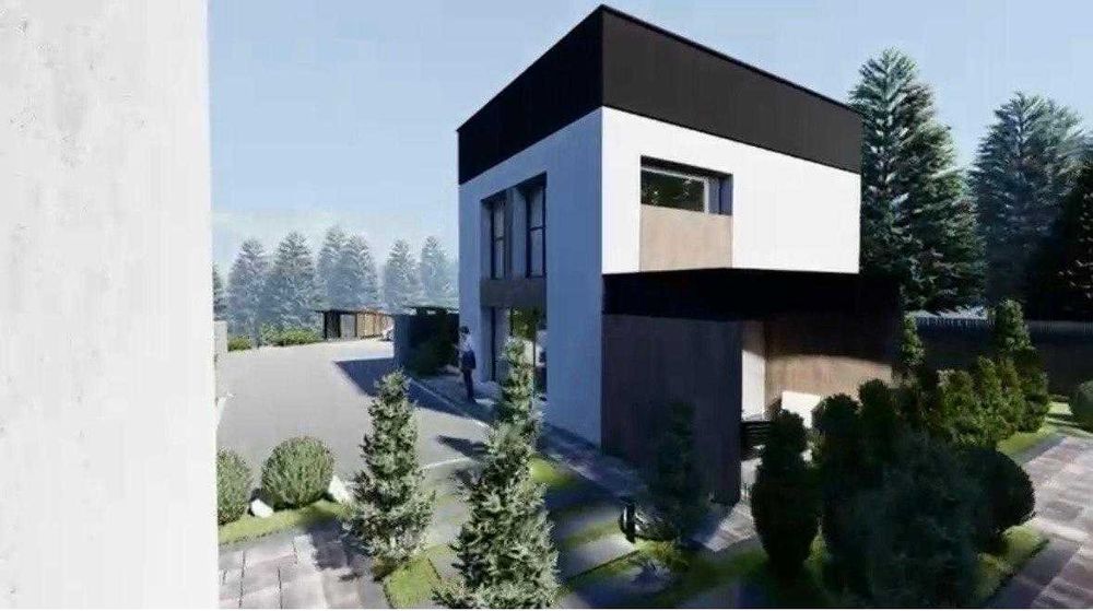 Приватний будинок у Микуличині . Закрита територія . 1 лінія від річки