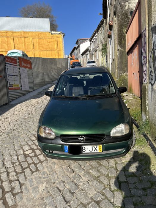 Opel corsa 1998 em otimas codiçoes perfeito para o dia dia