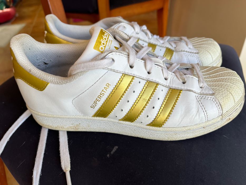 Ténis adidas super star