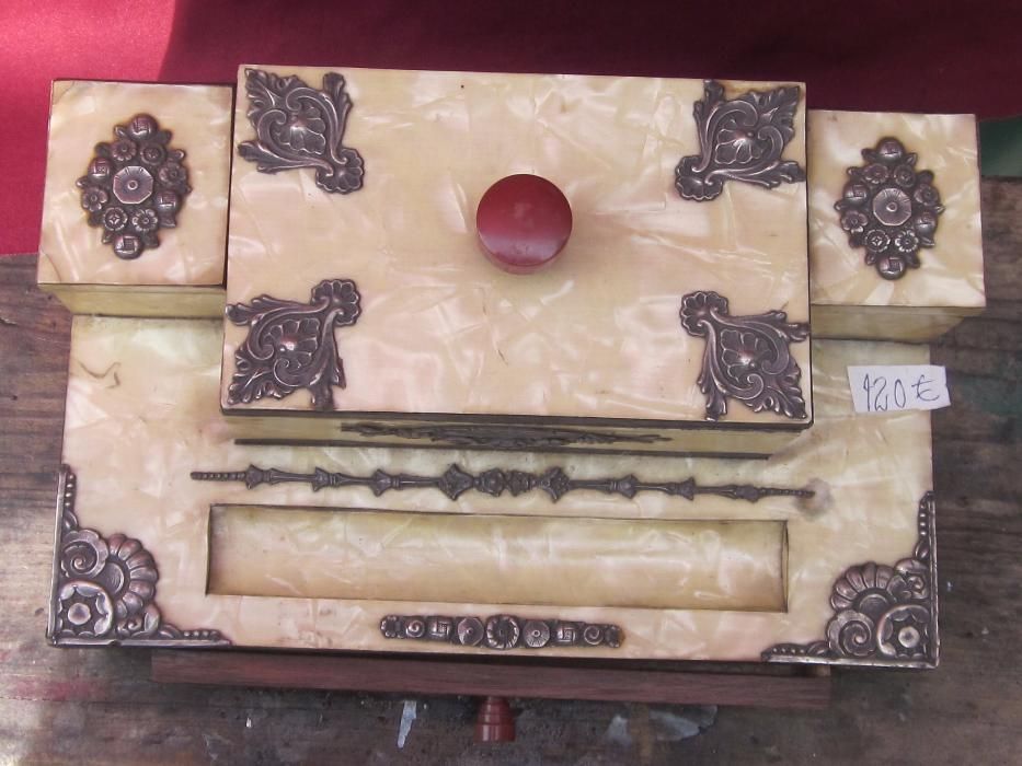 Estojo de secretária