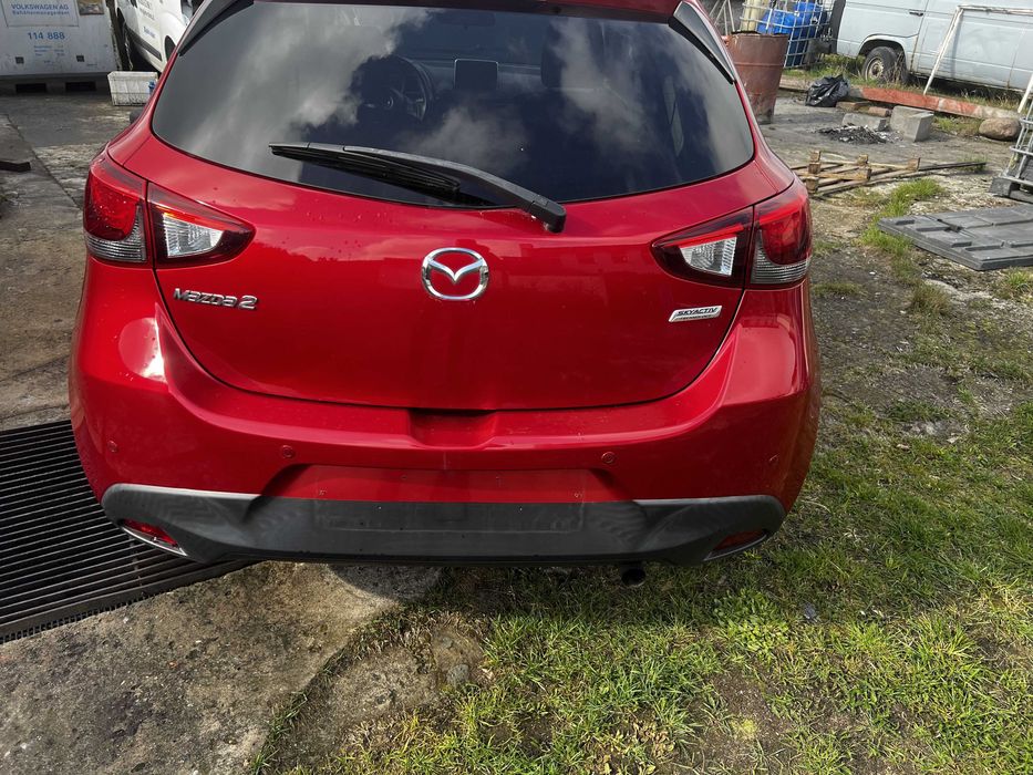 Mazda 2 dj  15-22 41v klapa tylna idealna