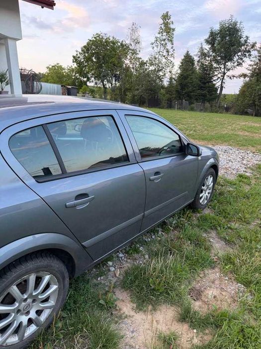 2006 Opel Astra H Elegance.