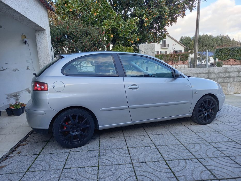 Seat ibiza 6L 1.9 tdi 5 Lugares