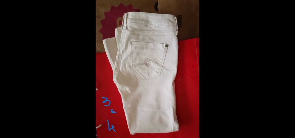 Calças de Ganga Levis, Salsa e Pimkie