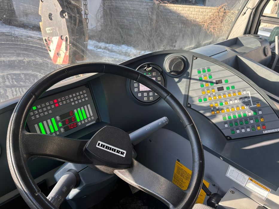 Кран Liebherr LTM 1055-3.2 2011.