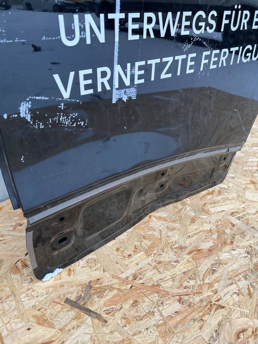 VW ID 4 Двері двери задние