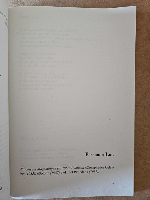 Livro Antologia da Novíssima Poesia Portuguesa