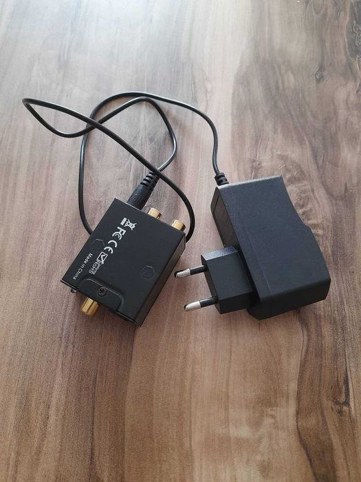 Optyczny Adapter Konwerter Coaxial SPDIF Toslink RCA 2 x CINCH