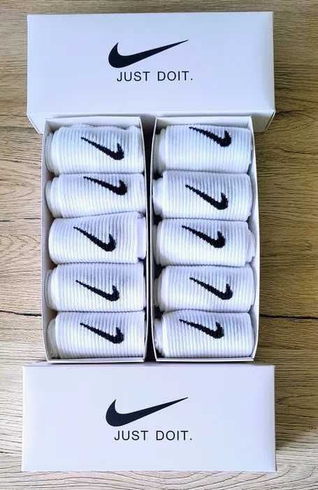 skarpetki nike w roznych kolorach