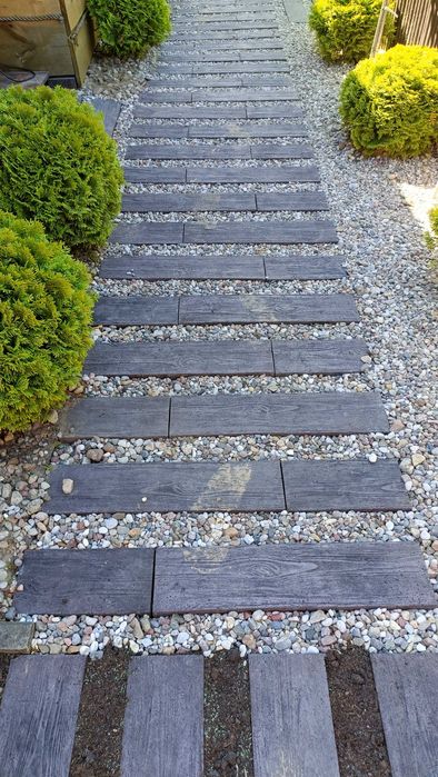 Deska betonowa płyta chodnikowa brązowa i szara