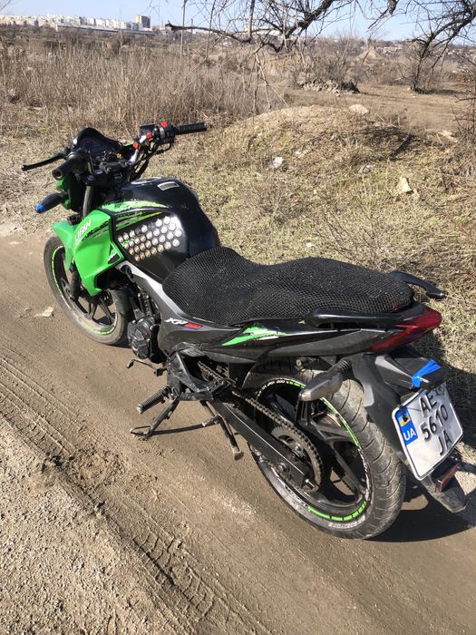 Продам Лифан КП200 без торга