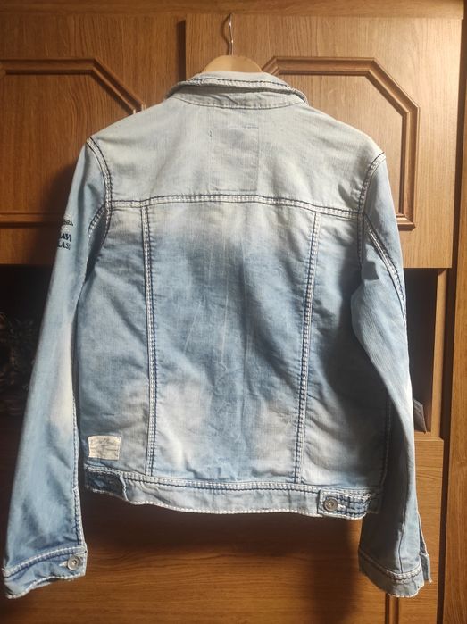 Джинсовий піджак бренду Camp David