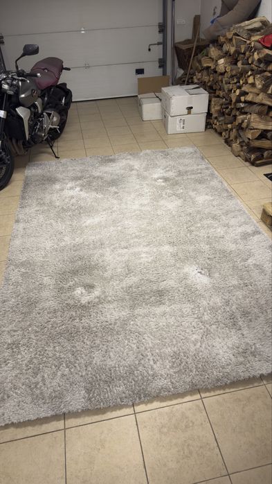 Vemdo tapete cinza de pelo 2x3m