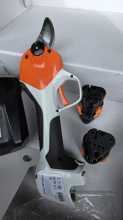 Tesoura Poda Stihl Electrica Asa 20.0 apenas, 2 Baterias, apenas 143 cortes (Como nova)