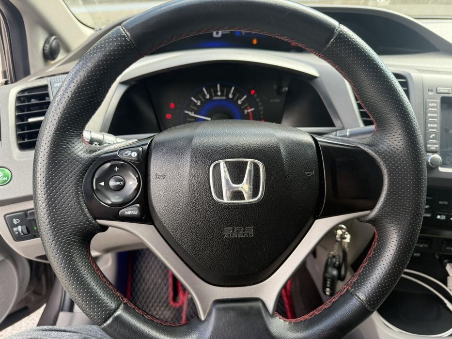 Honda civic 2012 г
