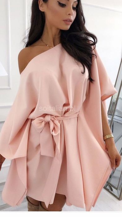 Продам новое красивое платье(Польша)