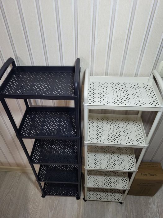 Полочки на колёсиках. Етажерка. Стеллаж. Пластиковая етажерка.