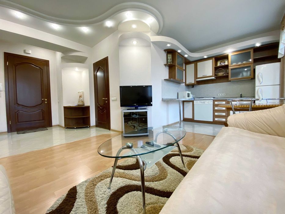 Апартаменты с джакузи. Центр: пр. Яворницкого,Мост-Сити. Собственник