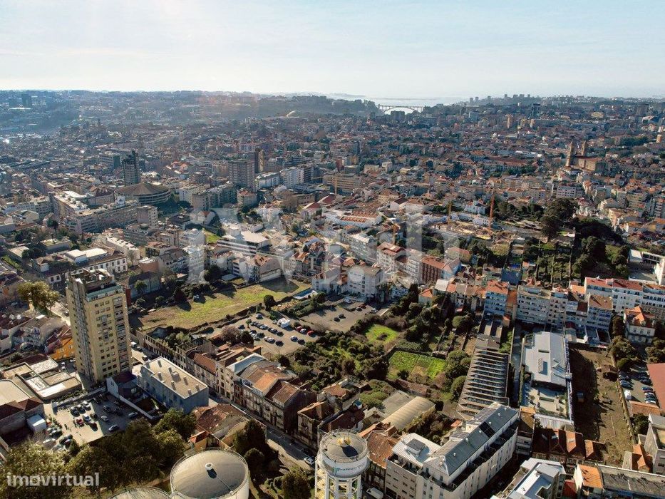 Últimas Unidades T1 no Centro do Porto Alegria Gardens Apartments c...