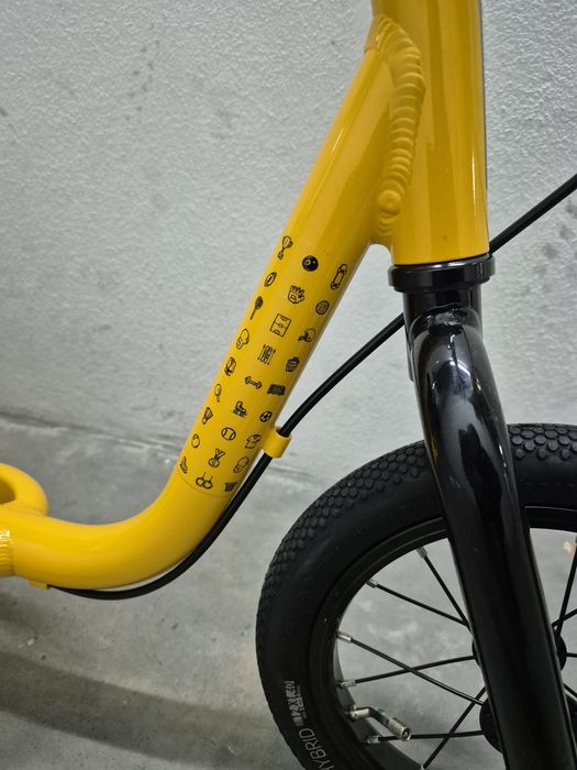 Bicicleta de aprendizagem criança amarelo BTWIN
