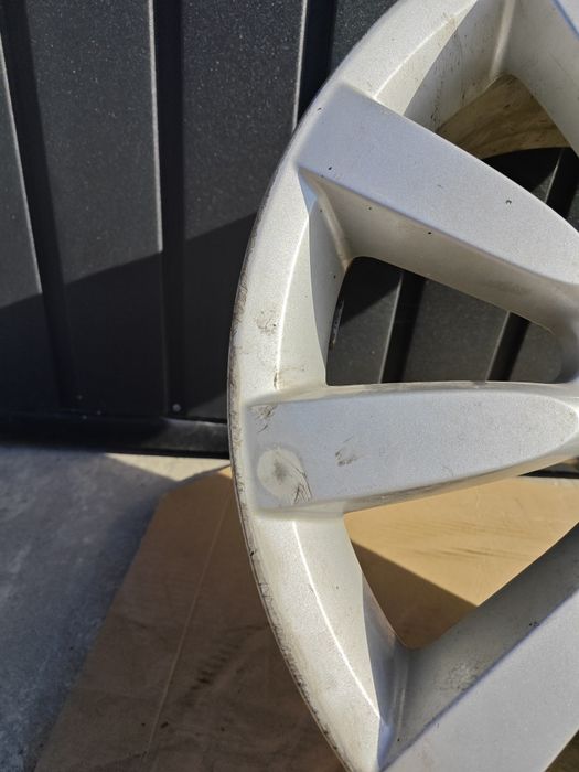 Felga alu 5x114,3 18" Mitsubishi Lancer J7 ET45